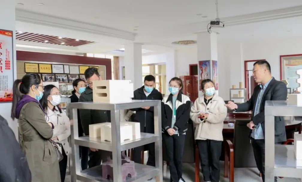 盛科技集團2022年榮盛耐材季度新員工生產基地參觀學習圓滿結束